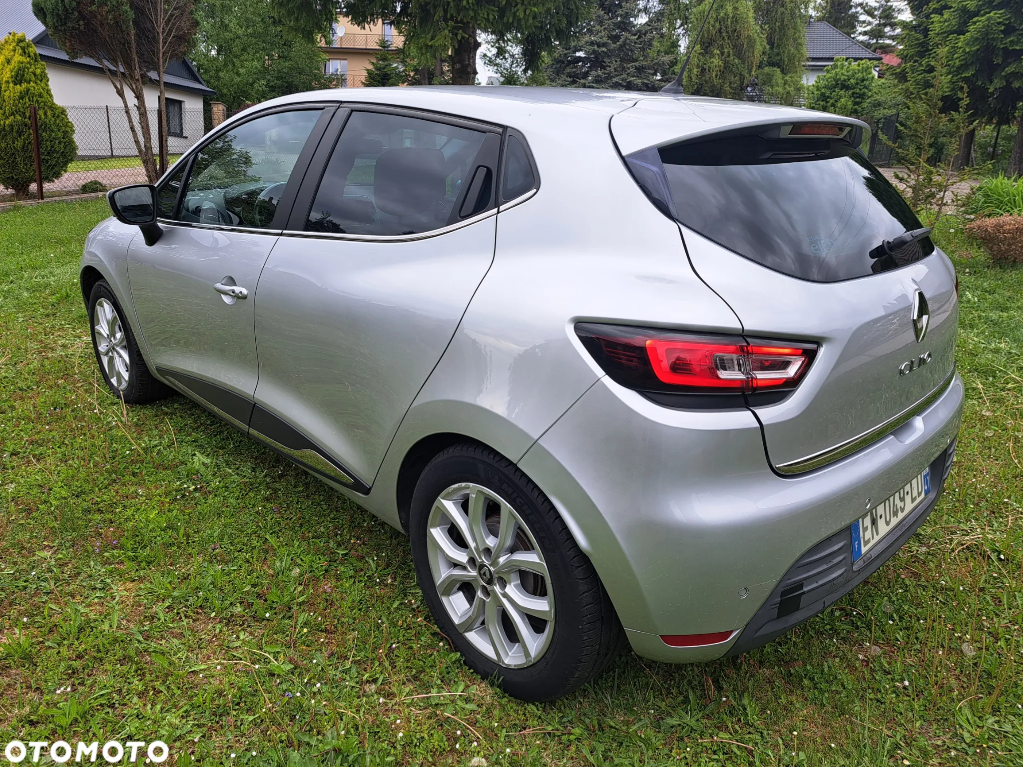 Renault Clio - 16