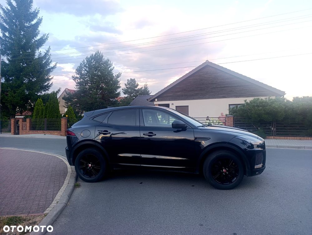 Jaguar E-Pace P250 AWD R-Dynamic - 6