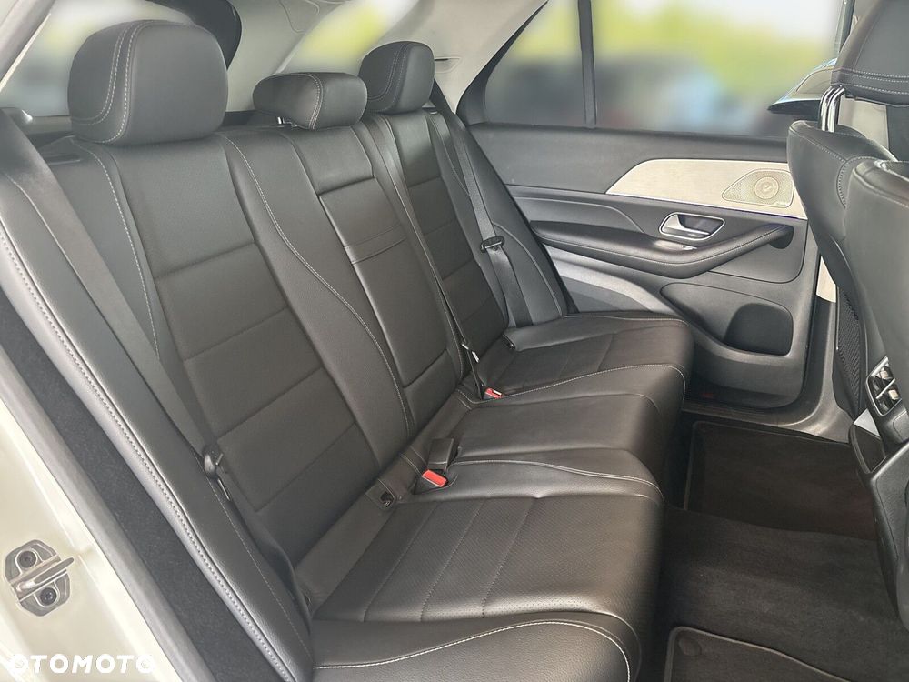 Mercedes-Benz GLE - 22