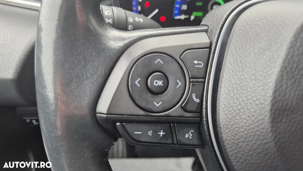 Toyota Corolla 1.8 HSD Dynamic - 22