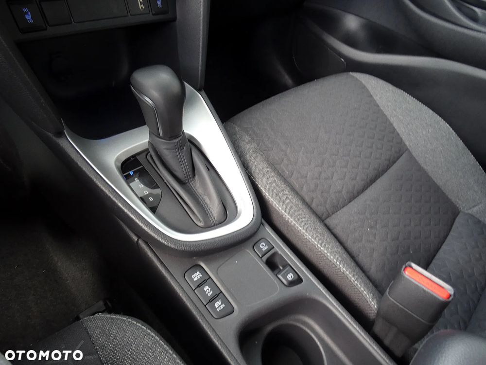 Toyota Yaris Cross Hybrid 1.5 Style - 25