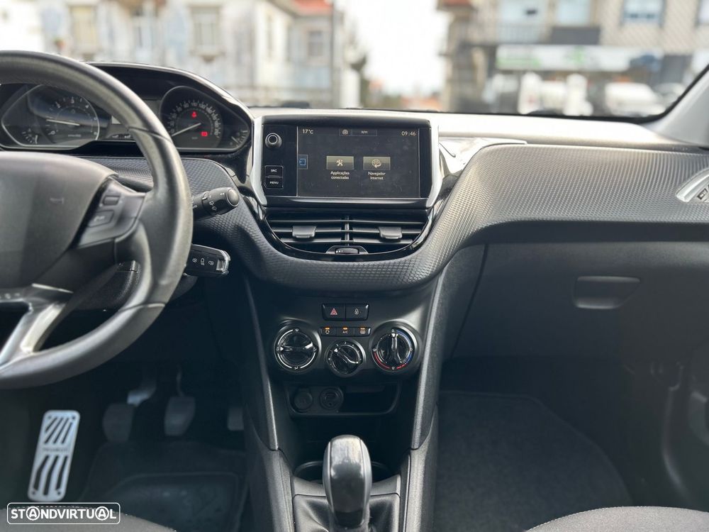 Peugeot 208 1.6 BlueHDi Style - 14