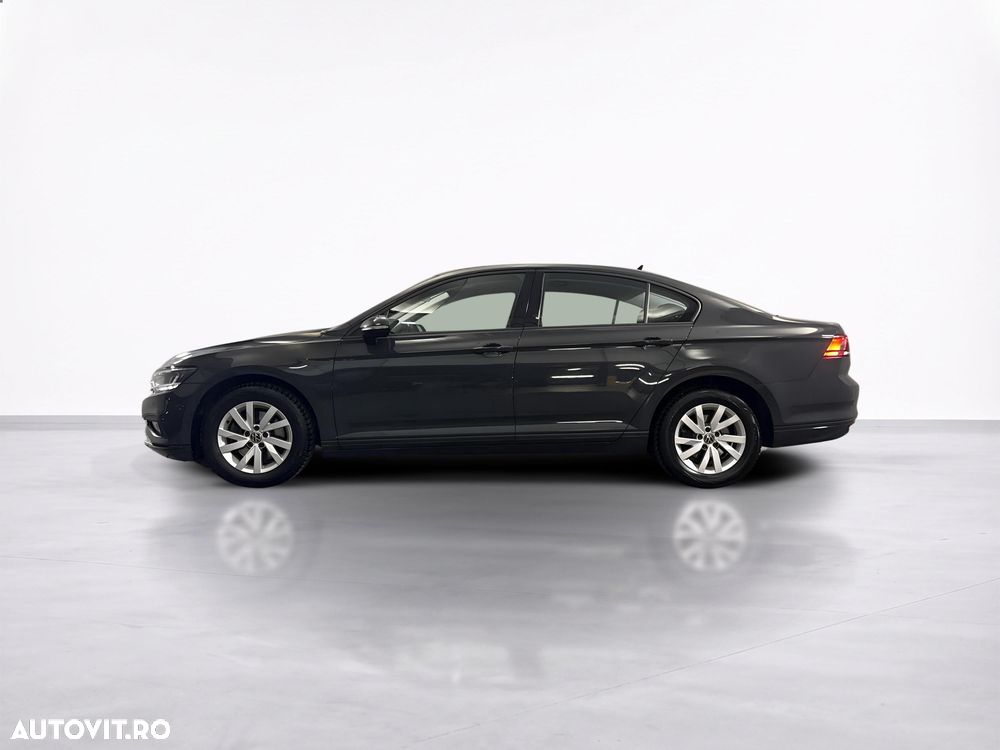 Volkswagen Passat - 3