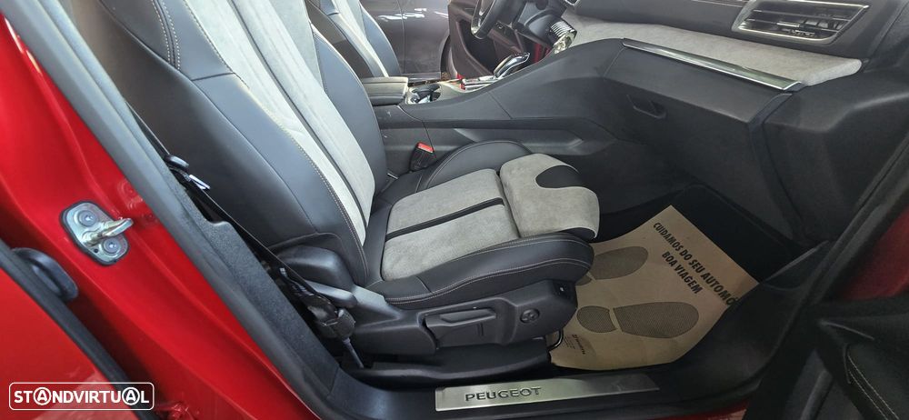 Peugeot 3008 1.6 Hybrid GT Pack e-EAT8 - 22