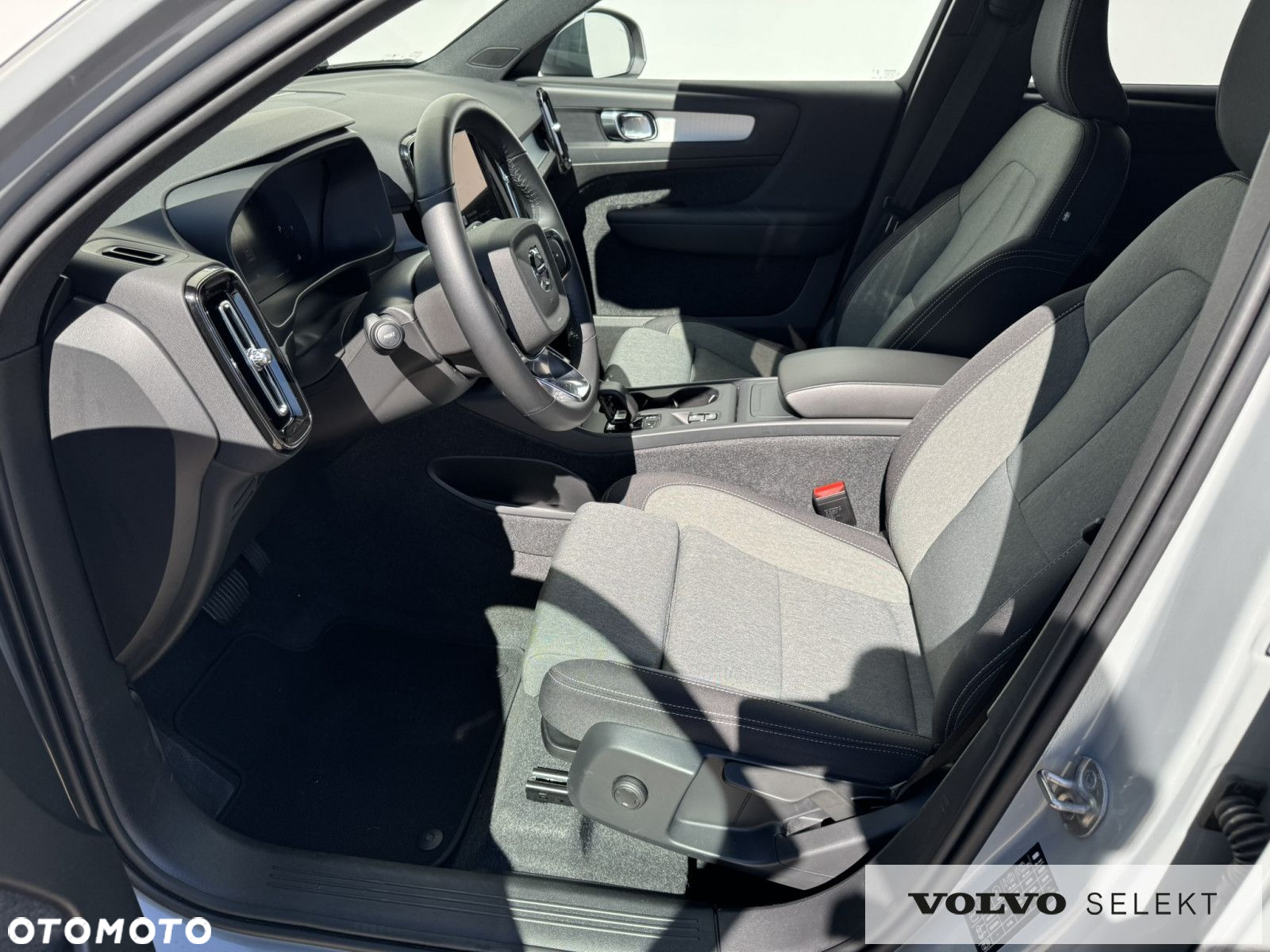 Volvo XC 40 B4 Core - 9