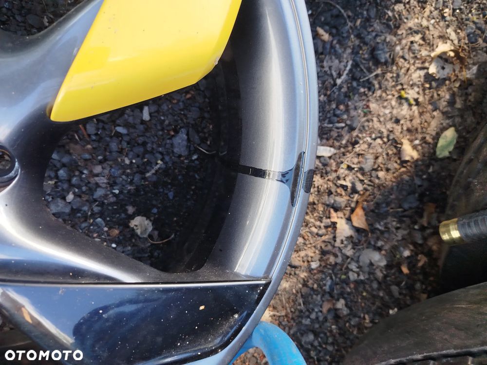 Felgi Opel Adam Corsa 18x7,5 ET47 4x100 Super stan proste - 6