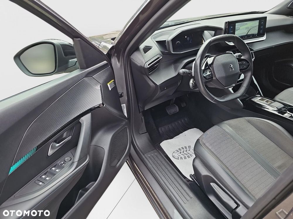 Peugeot 2008 - 12