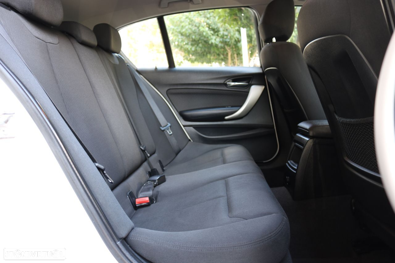 BMW 116 d EDynamics Line Urban - 31