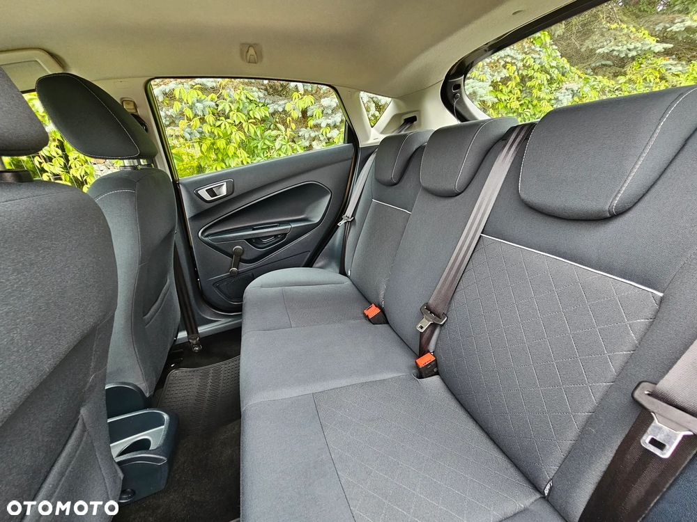 Ford Fiesta 1.4 Champions Edition - 34