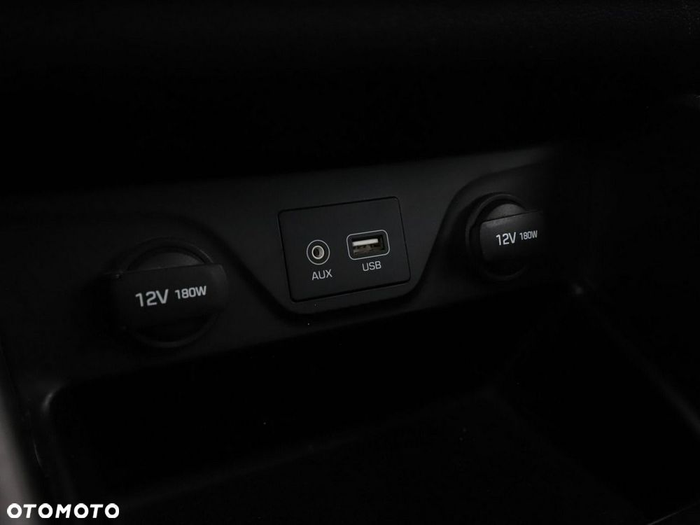 Hyundai Tucson 1.6 GDi 4WD Trend - 28
