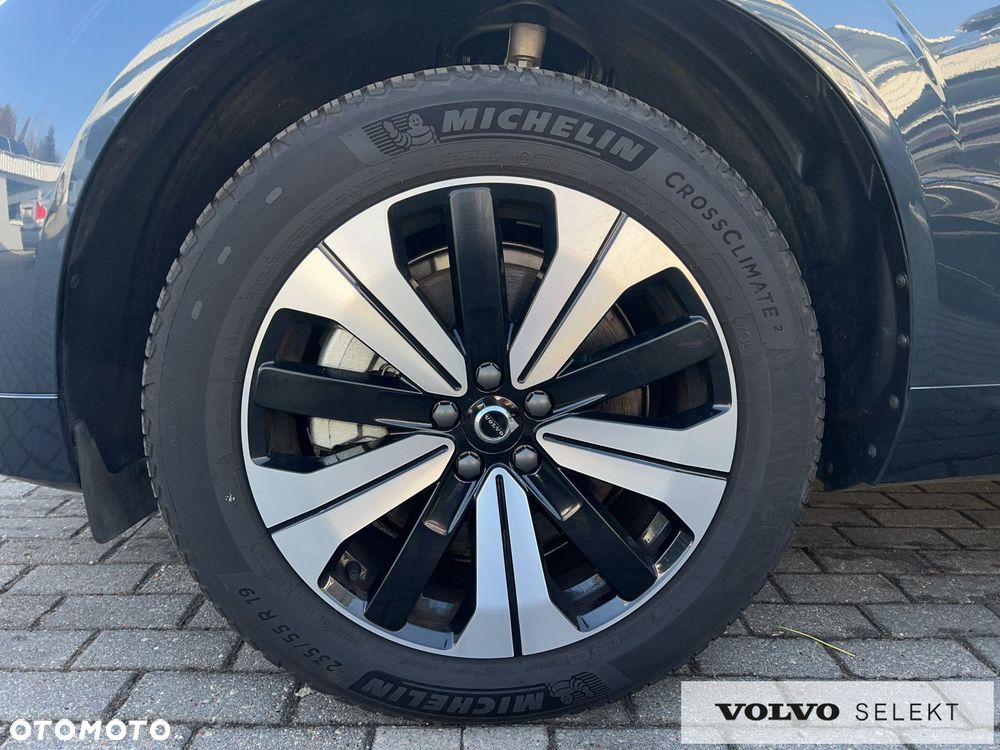 Volvo XC 60 T6 Plug-In Hybrid AWD Plus Dark - 23