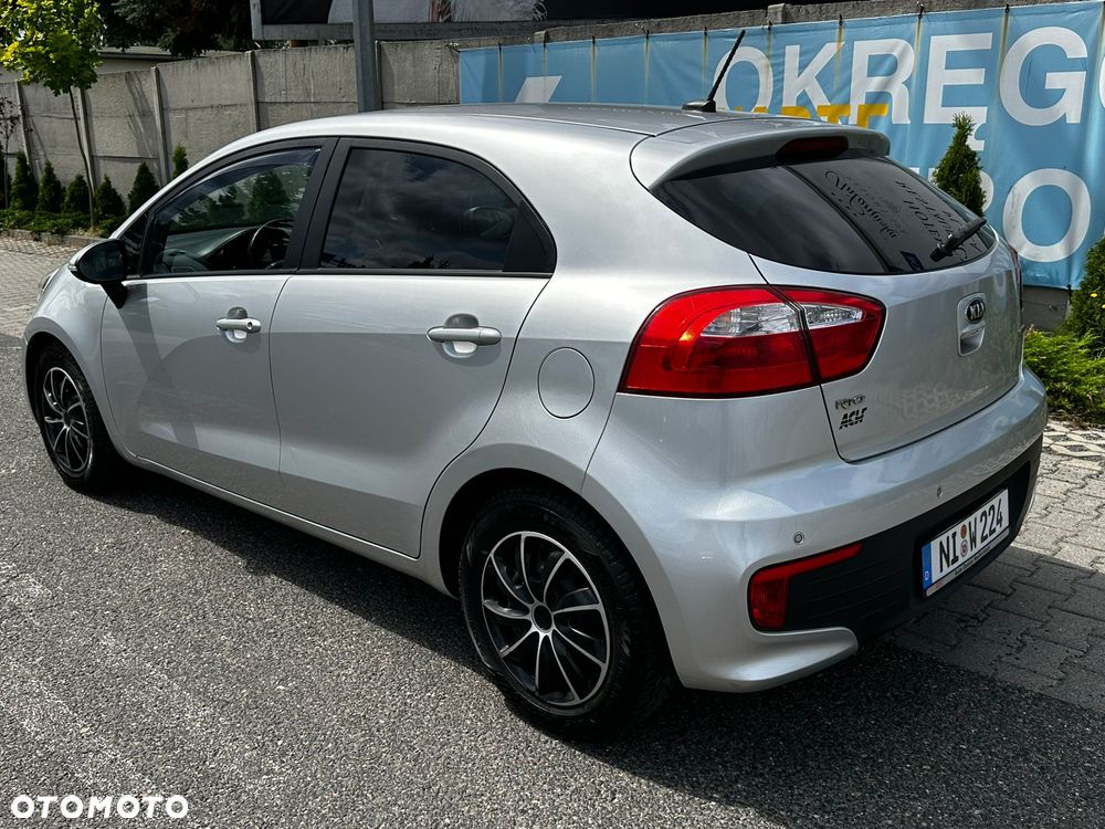 Kia Rio 1.4 Business Line - 4