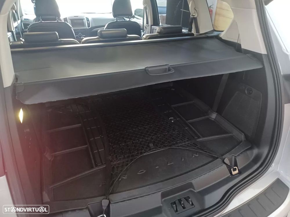 Ford S-Max 2.0 TDCi Titanium - 37