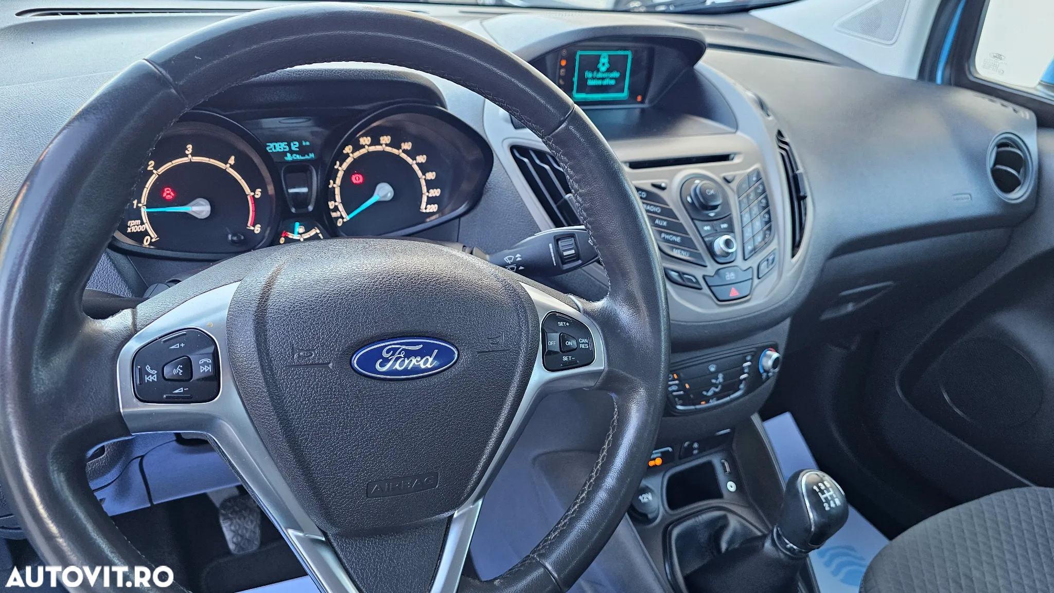 Ford Tourneo Courier 1.5 TDCi Ambiente - 20