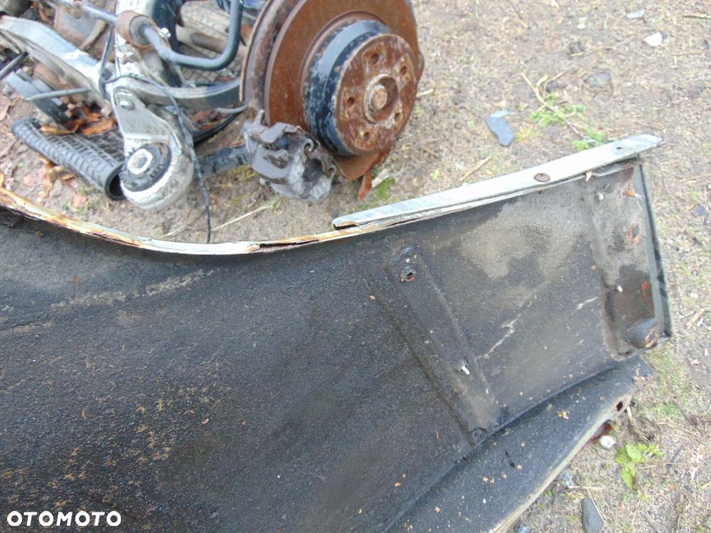 Błotnik Mercedes w124 - 8