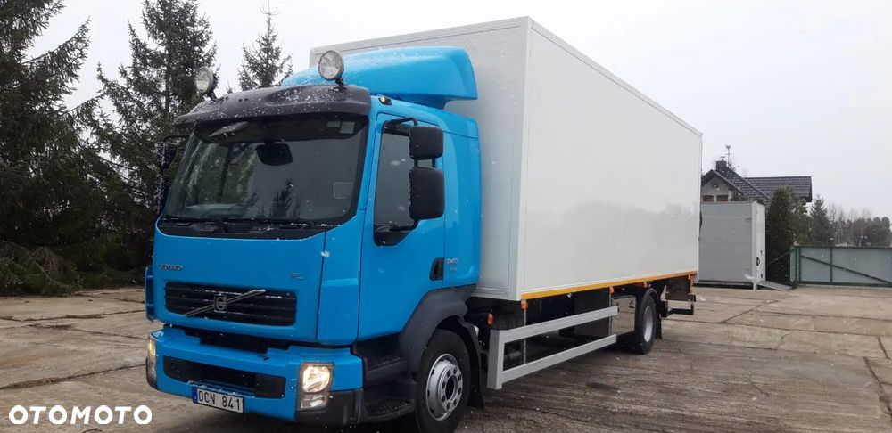 Volvo FL 240 euro5 Super Stan IGŁA tylko 280tyś km kabina sypialna ogrzewany kontener - 24