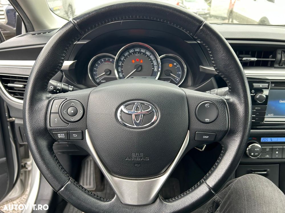 Toyota Corolla 1.6 Valvematic Luna - 6