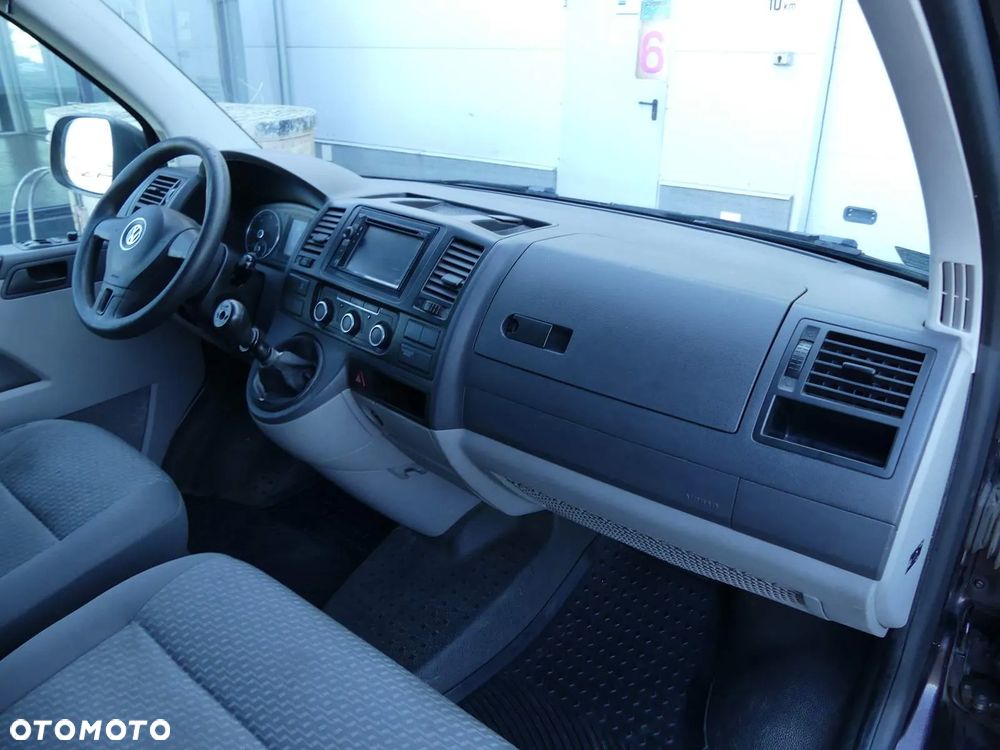 Volkswagen TRANSPORTER 2.0 TDI FURGON - 4