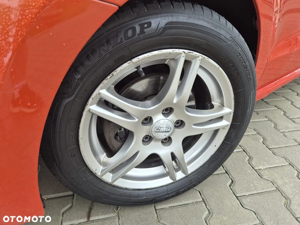Volkswagen Polo 1.4 16V Trendline - 8