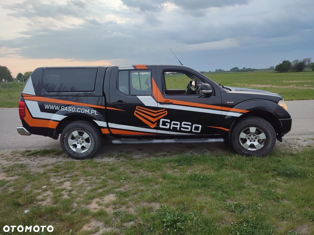 Nissan Navara 2.5 D Platinum - 4