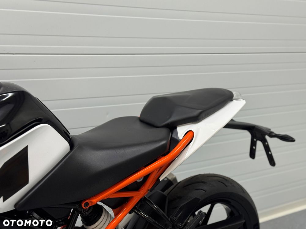 KTM Duke - 21