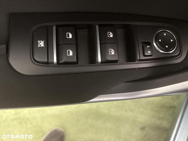 Kia Ceed 1.5 T-GDI M DCT - 12