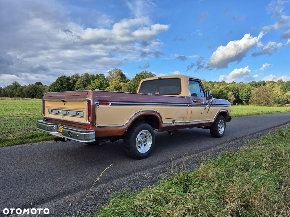 Ford F250 - 4