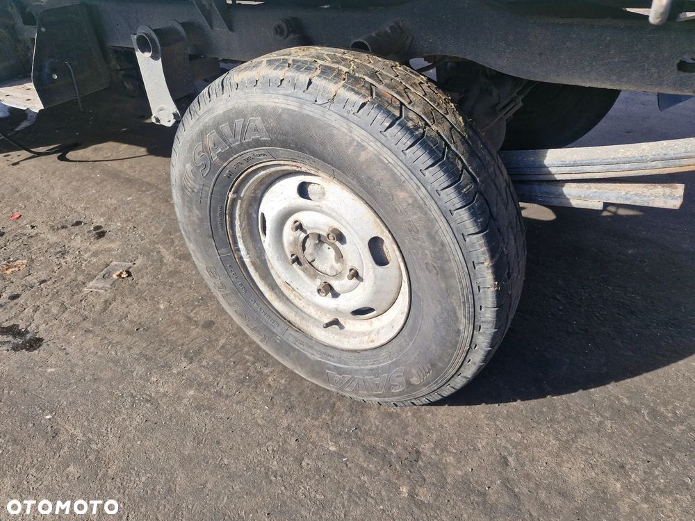 Kia CERES : Kia CERE pojazd na części: maska, zderzak, drzwi, szyby, lusterka, chłodnica.... - 22