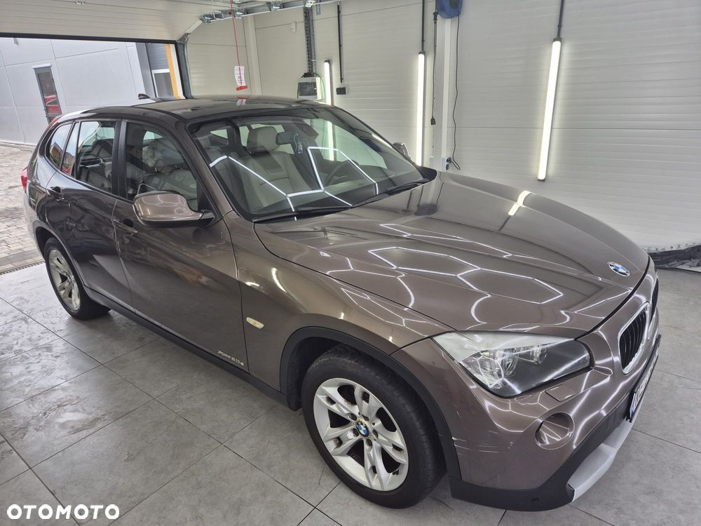 BMW X1 xDrive20d - 8