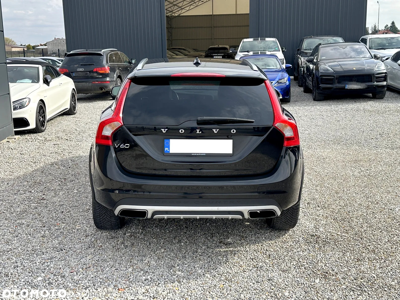Volvo V60 Cross Country T5 AWD Momentum - 13