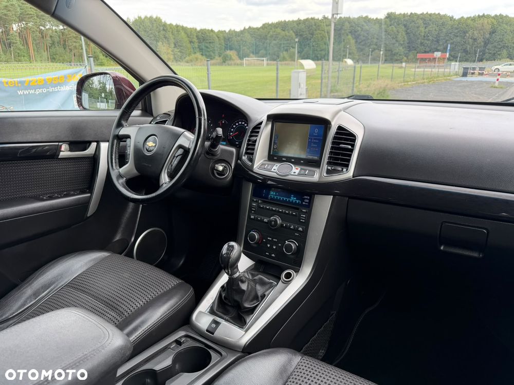 Chevrolet Captiva - 18