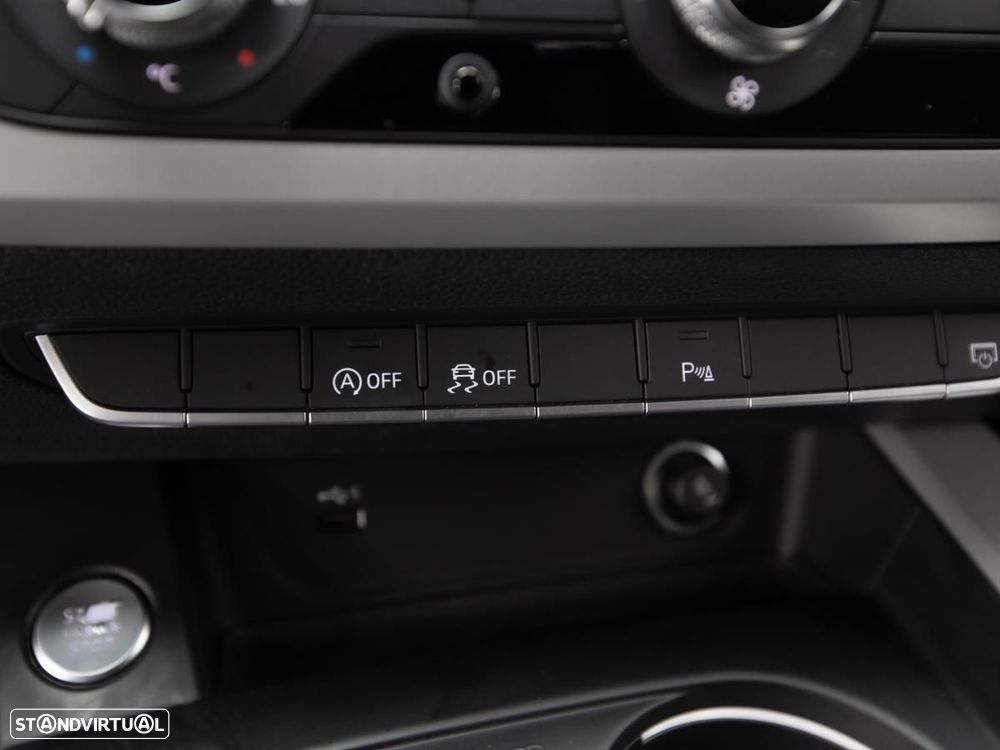 Audi A4 Avant 35 TDI S line S tronic - 22