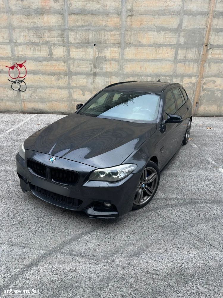 BMW 525 d Touring Sport-Aut. Luxury Line - 2