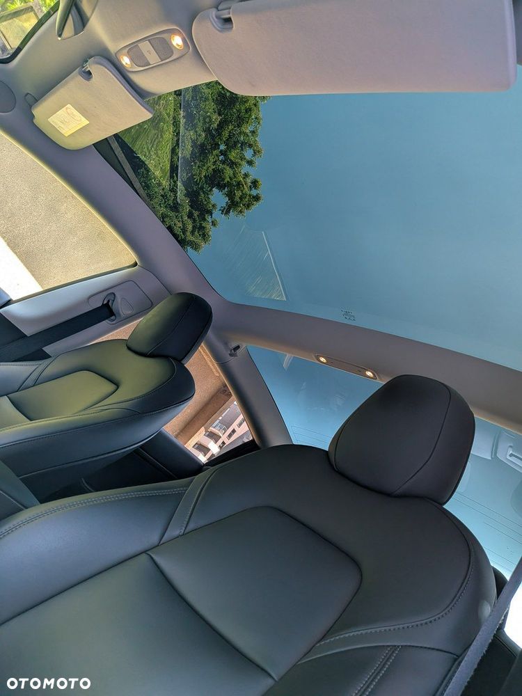 Tesla Model 3 - 28