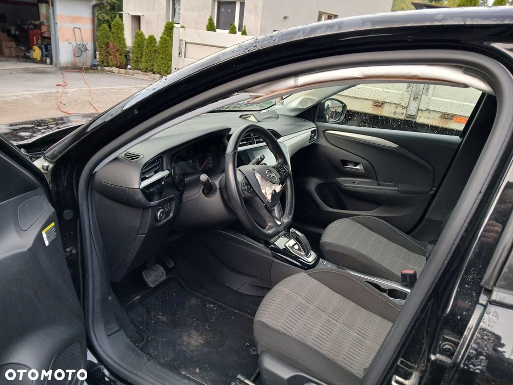 Opel Corsa ver-1-2-direct-inj-turbo-start-stop-automatik-edition - 3