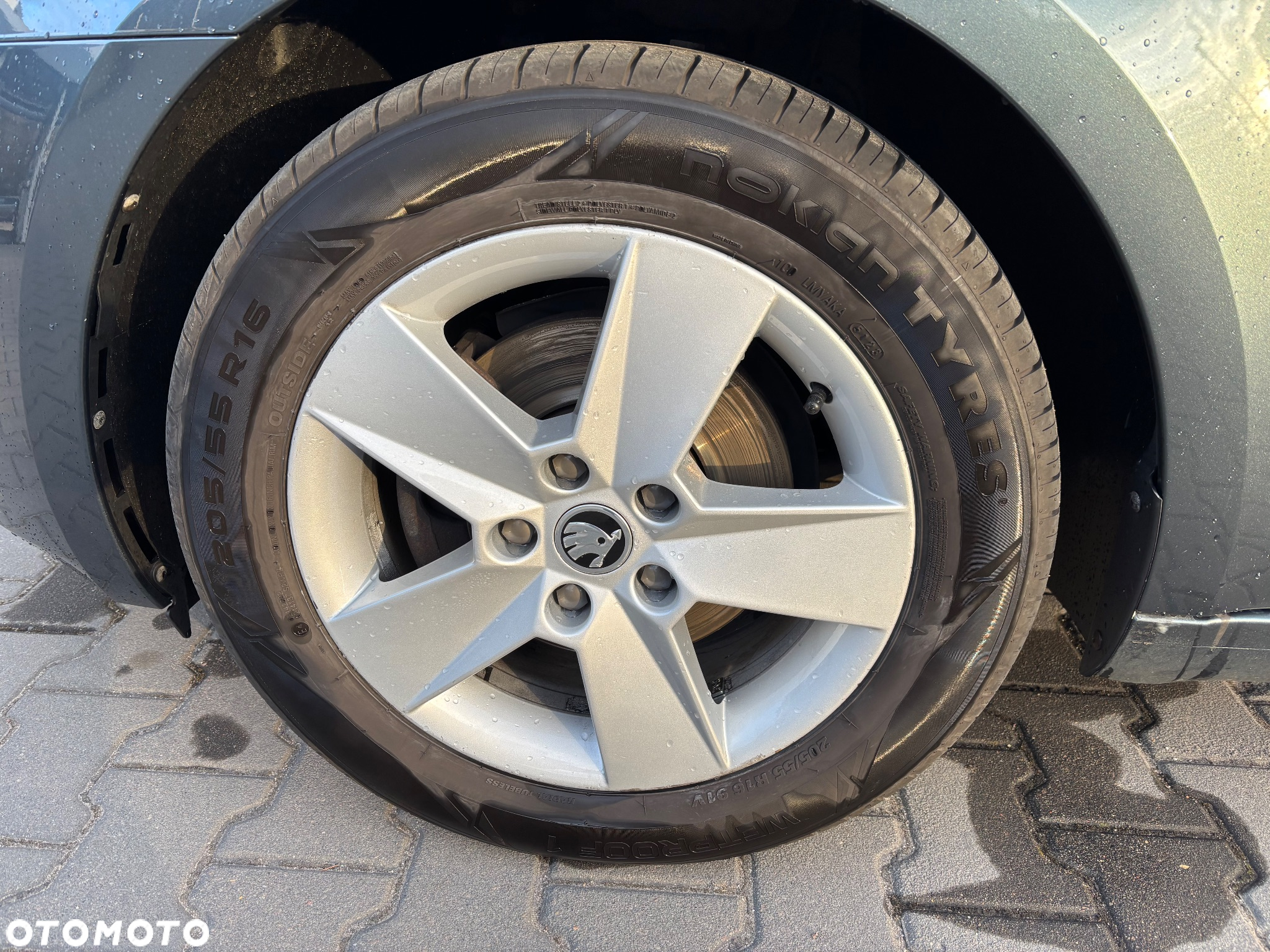 Skoda Octavia 2.0 TDI Ambition DSG - 14