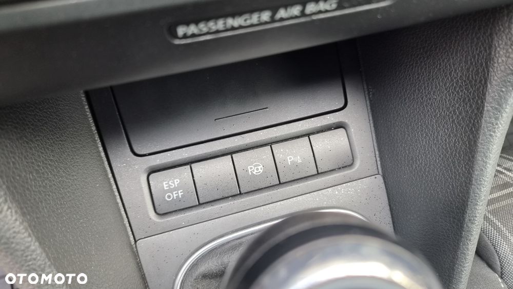 Volkswagen Golf 2.0 TDI DPF GTD - 27