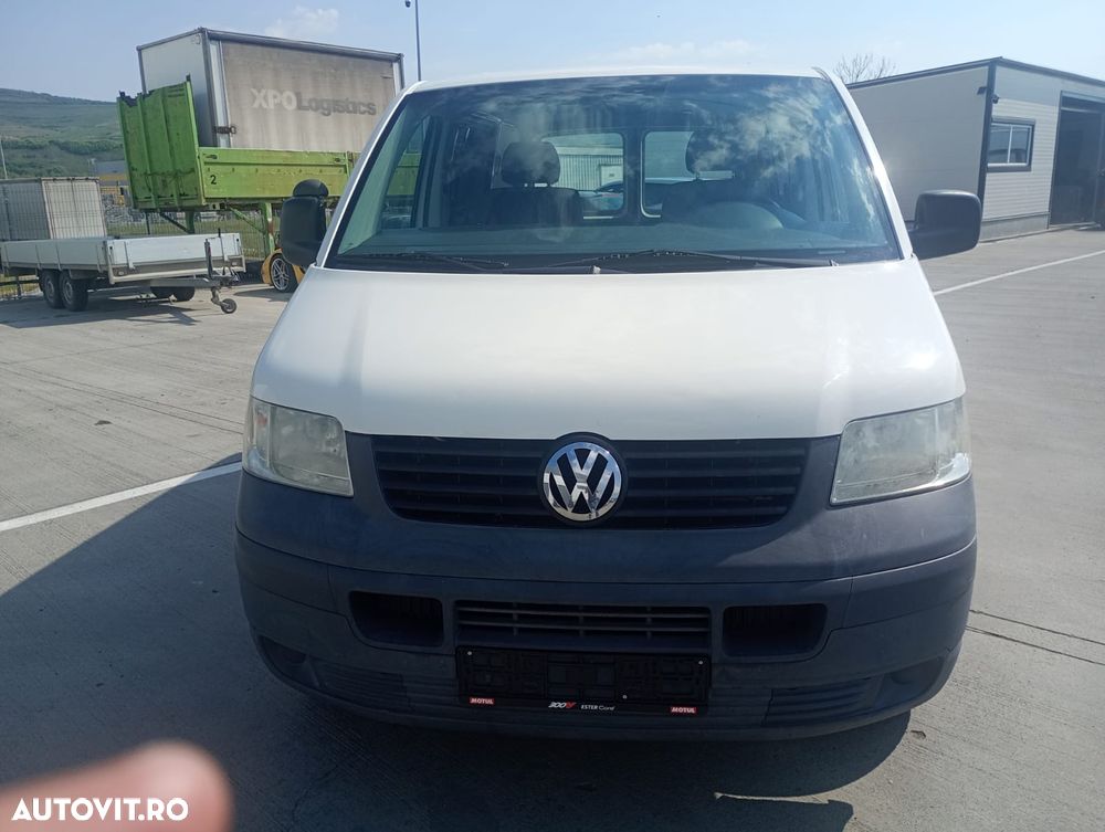Volkswagen Transporter T5 1.9 TDi - 10
