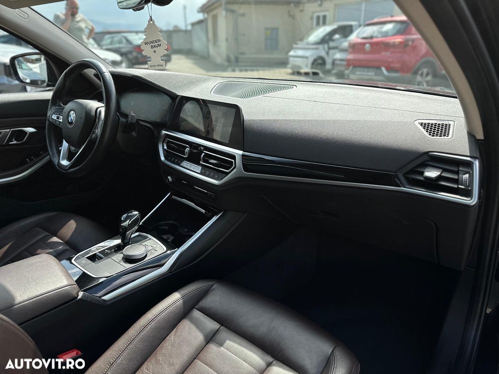 BMW Seria 3 320d xDrive Aut. Luxury Line - 6