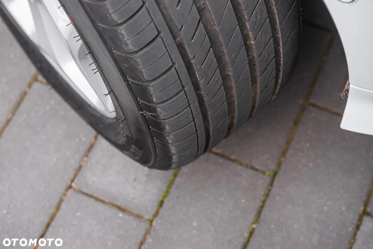 Ford Kuga 2.0 TDCi Titanium MPS6 - 40