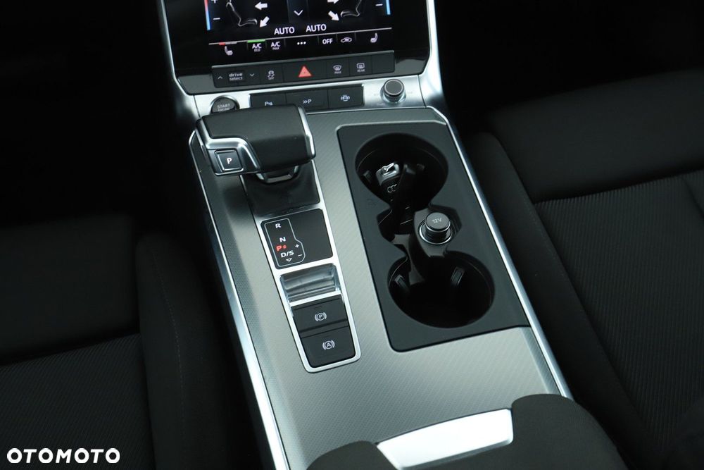 Audi A6 Avant - 18