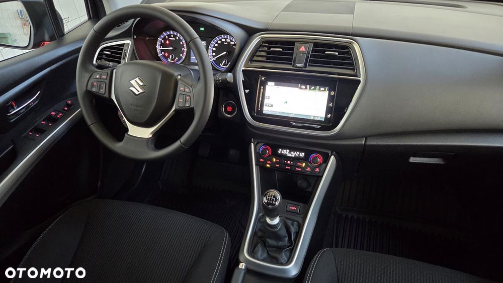 Suzuki SX4 S-Cross 1.4 T Premium - 19