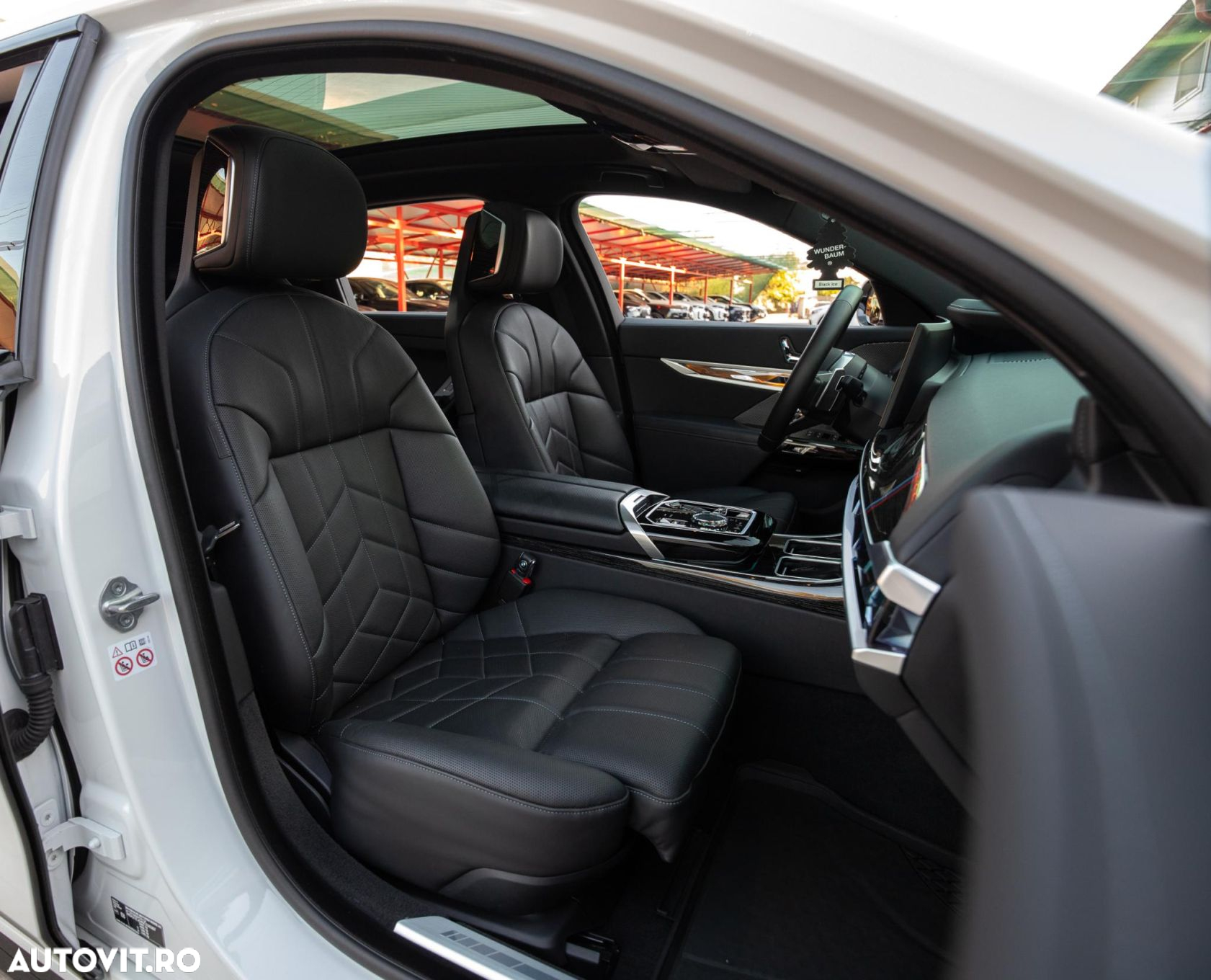 BMW Seria 7 - 12