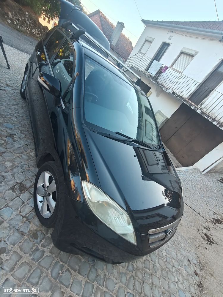 Honda FR-V - 2