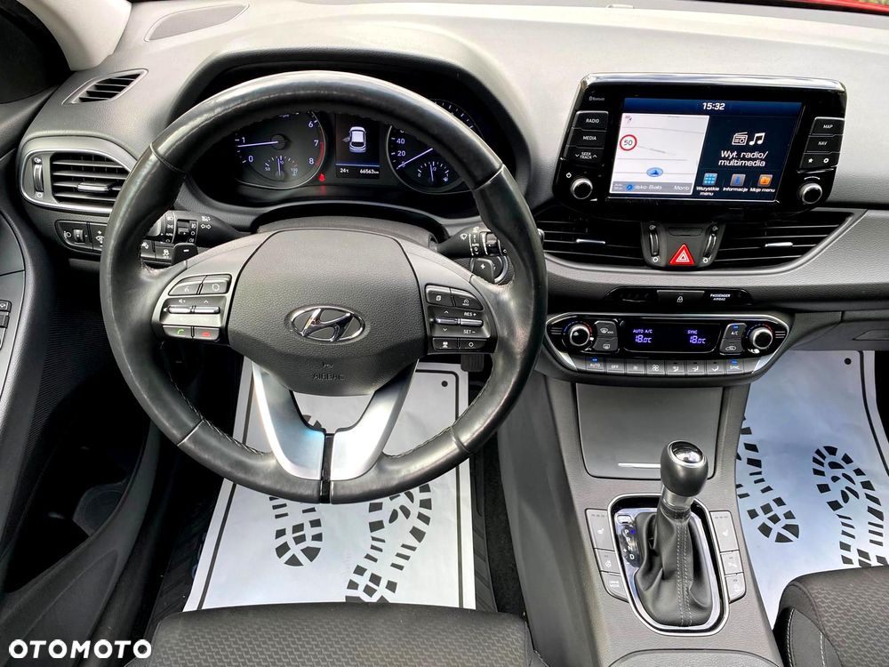 Hyundai i30 1.4 T-GDI DCT Family+ - 6