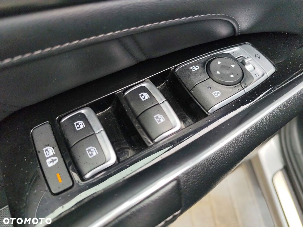Kia Sorento - 11
