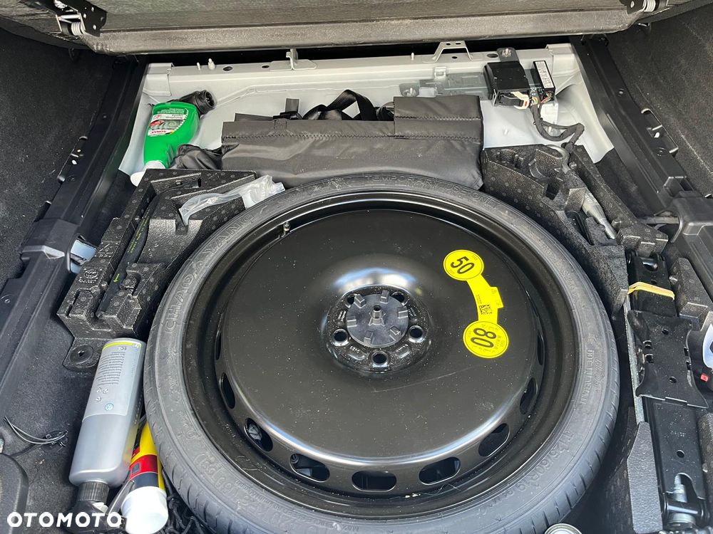 Volvo V60 B4 D Plus Dark - 13