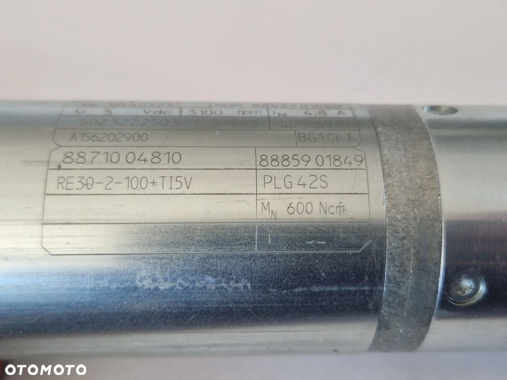 Silnik elektryczny napędu sekcji. Siewnik Kverneland Optima - 5