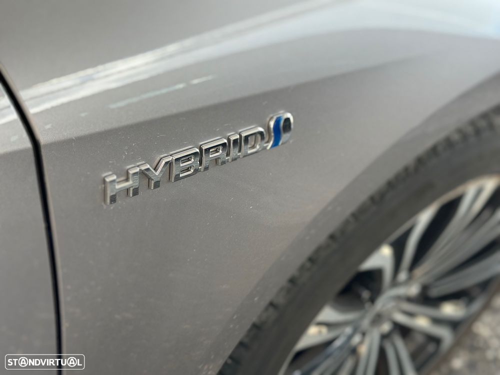 Toyota Corolla SD 1.8 Hybrid Exclusive - 19