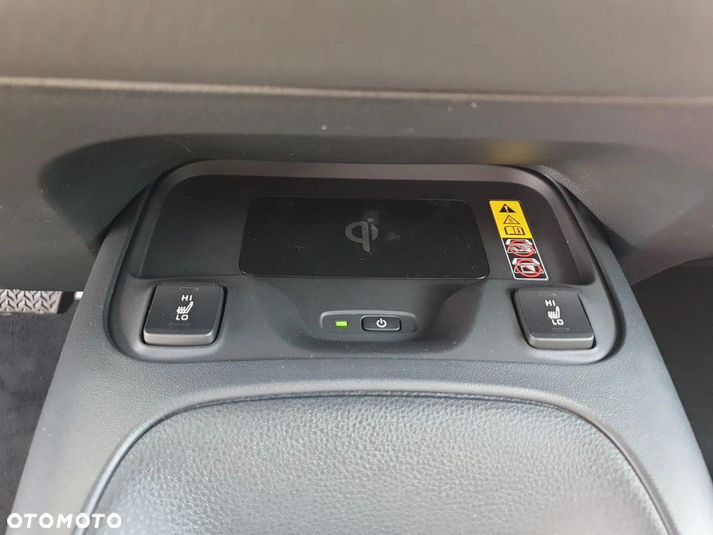 Toyota Corolla 1.8 Hybrid Comfort - 21